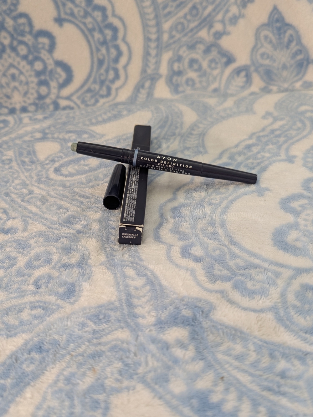 Blue Avon Color Definition Eyeliner